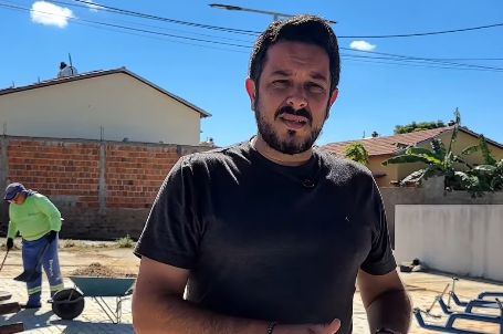 Após denúncia do vereador Tiago Arraes, Prefeitura inicia limpeza da Academia da Saúde no Residencial Santo Antônio