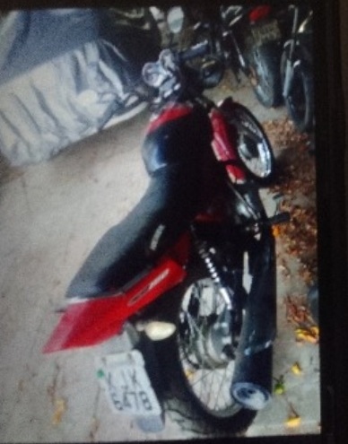 Polícia Militar recupera motocicleta com registro de furto abandonada às margens da BR-116, em Salgueiro